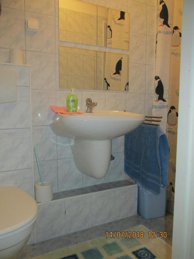 Holiday Home In Balatonkeresztur 19455 Rom bilde